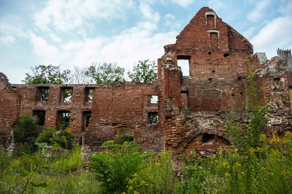 Руины старинного прусского Инстербургского замка, Черняховск, Калинингр — стоковое фото
