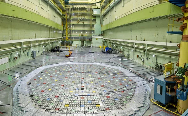 Central nuclear. Sala central do reactor nuclear, reacto — Fotografia de Stock