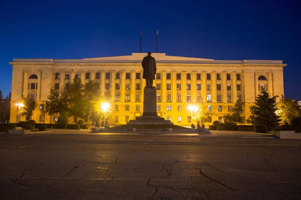 俄罗斯彭扎- 2016年8月8日：彭扎市中心列宁广场（Lenin Square） 。 N — 图库照片