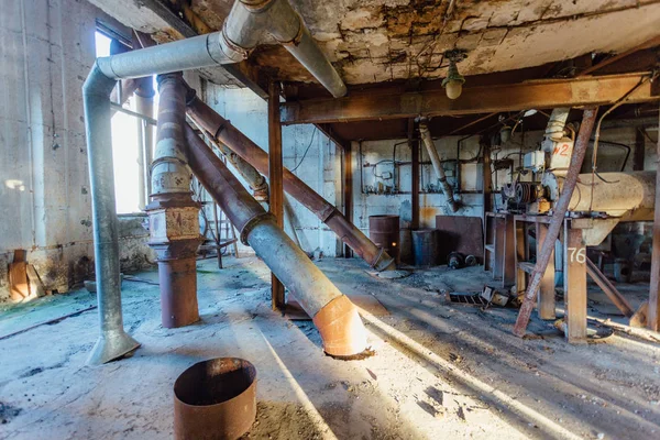 Fábrica de molienda de harina abandonada — Foto de Stock