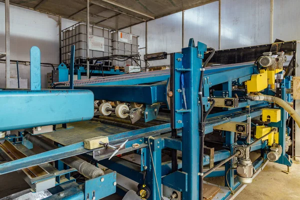 Profielfabriek voor metalen platen — Stockfoto