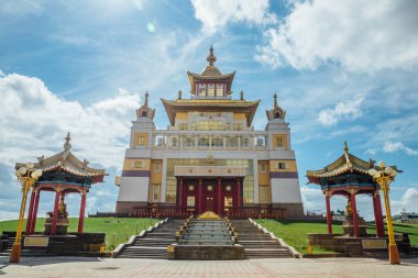 Budist tapınağı Altın Abode Buda Shakyamuni Elista, Rep