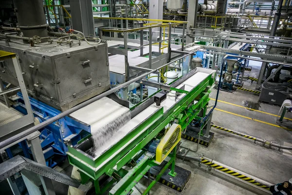 Kimyasal polimer fabrikası. Termoplastik toz üretimi.