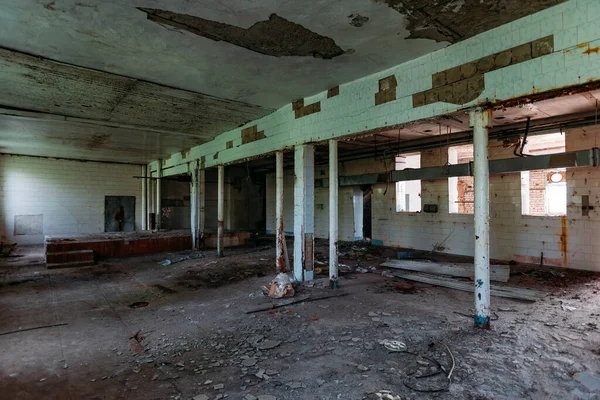 Old Empty Ruined Abandoned Industrial Building Interior — Stock Photo, Image