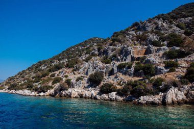 Türkiye 'nin Kekova adasındaki antik kalıntılar.