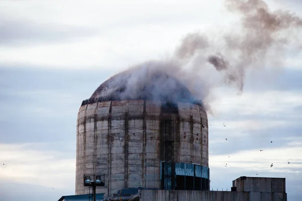 Sloop Van Oud Industrieel Gebouw Door Exploderend Dynamiet — Stockfoto