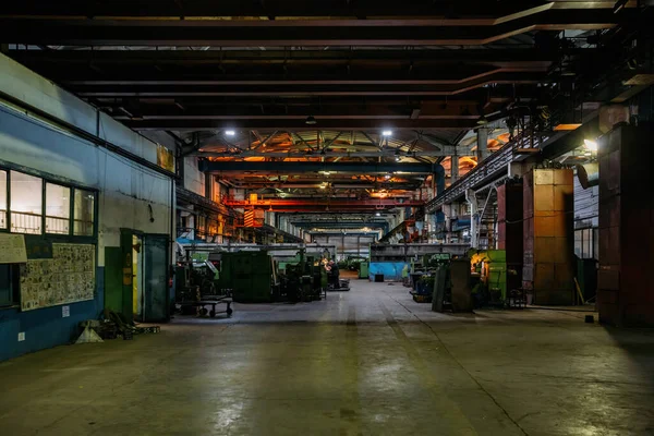 Metallbearbeitungswerkstatt Werkzeugmaschinen Der Rohrfabrik — Stockfoto