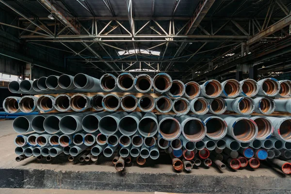Novos Tubos Ferro Fundido Para Construção Dutos Armazém — Fotografia de Stock