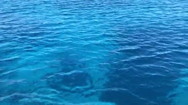 Mar Mediterráneo Cristalino Cerca Chipre — Vídeo de stock