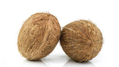 beyaz zemin üzerine Hindistan cevizi