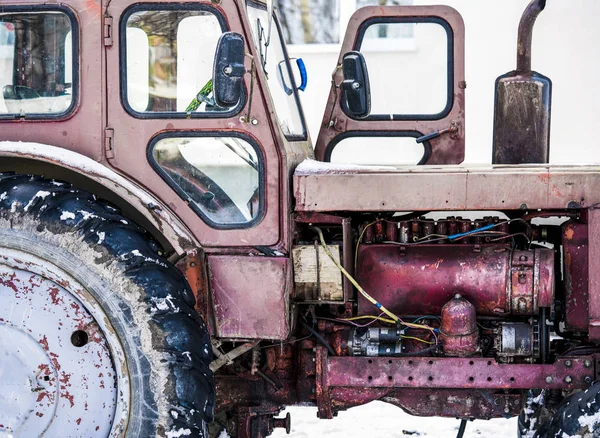 Traktörden eski motor