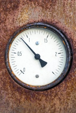  büyük eski basınç sensörü