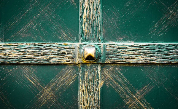 木造旧門 — ストック写真