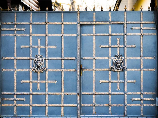 大型鍛造門の様式 — ストック写真