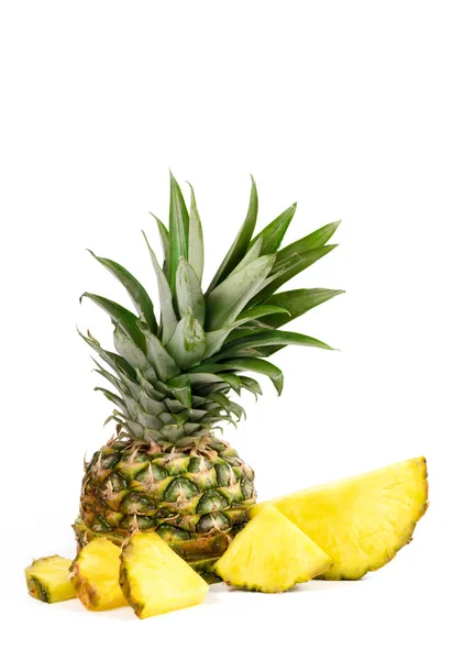 Bitar Ananas Vit Bakgrund — Stockfoto