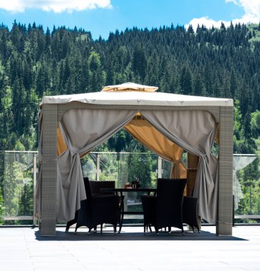 Küçük Özel Etkinlik Çadırı