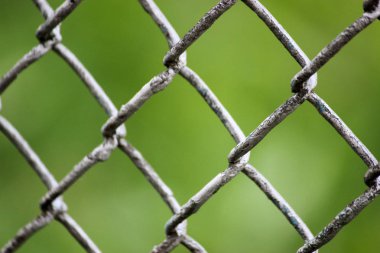 Bir zincir çitin yakın çekim