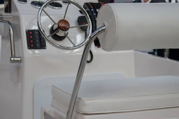 Direksiyon ve lüks sürat teknesi Pano