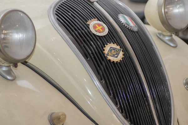 Museo Del Automóvil Belgrado Serbia Vintage Fiat 500 Topolino Año — Foto de Stock