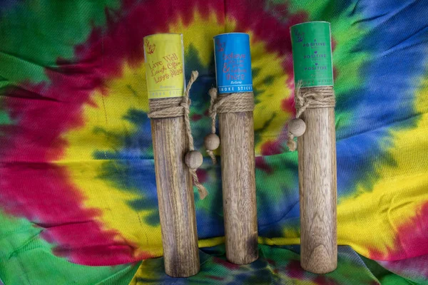Aromastäbchen Für Meditation Und Yoga Verpackt Bambus Mit Inspirierenden Botschaften — Stockfoto