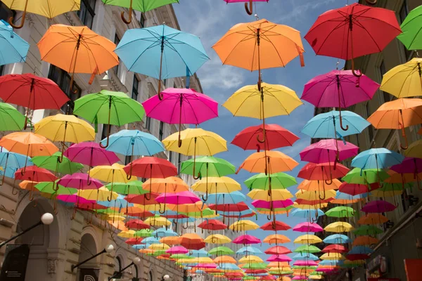 Décoration Parasols Colorés Dans Les Rues Ville Timisoara Roumanie — Photo