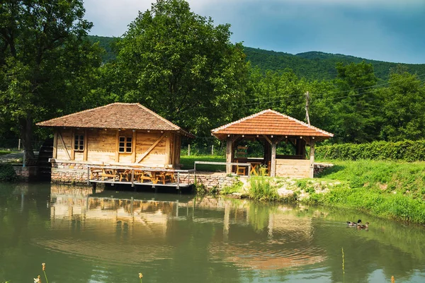 Traditionell Vattenkvarn Landsidan Serbien Nära Despotovac City Östra Serbien — Stockfoto