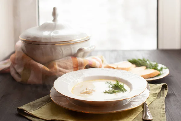 Creamy fish soup with salmon, potatoes and dill — Stock Image Creamy fish soup with salmon, potatoes and dill Stock Picture