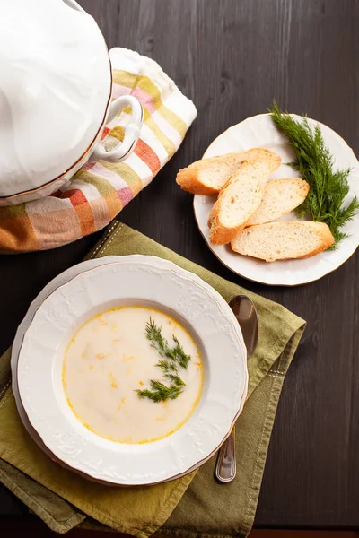 Creamy fish soup with salmon, potatoes, onions and carrots — Stock Image Creamy fish soup with salmon, potatoes, onions and carrots Royalty Free Stock Photos