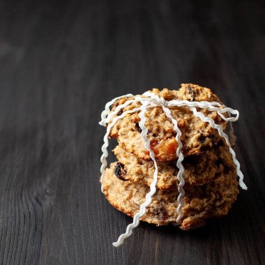 Yulaflı üzümlü kurabiye