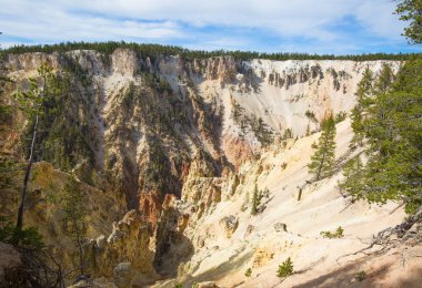 Şelale ve kanyon Yellowstone Milli Parkı, Wyoming, ABD