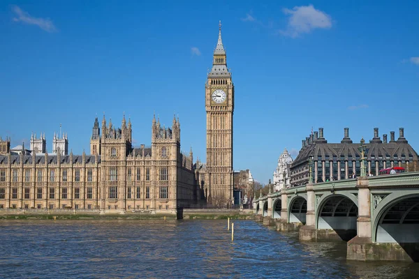 Διάσημος Πύργος Ρολογιού Big Ben Στο Λονδίνο Ηνωμένο Βασίλειο — Φωτογραφία Αρχείου