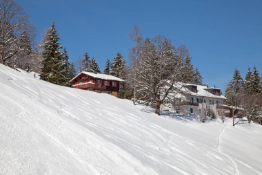 Yamaç üzerinde kayak tesisi Flumserberg, İsviçre