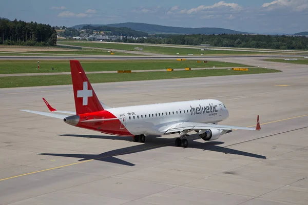 Zurigo Svizzera Luglio 2016 Gli Aerei Preparazione Decollo Terminal Dell — Foto Stock