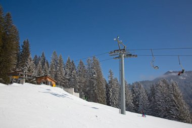 Teleferik İsviçre Alpleri'nde, İsviçre.
