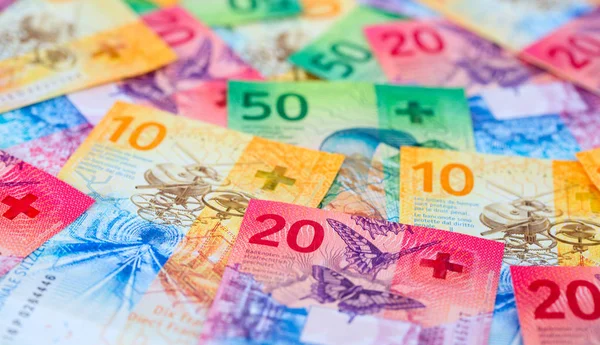 (2017 yılında yayınlanan yeni İsviçre banknotlar topluluğu)