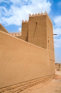 Suudi Arabistan Krallığı Ar Riyad yakınlarındaki eski şehir Diriyah 'ın sokakları