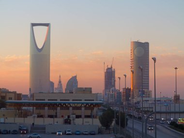 Riyad - 01 Mart: Görünüm Riyad şehir merkezinde üzerinde 01 Mart 2016 Riyadh, Suudi Arabistan. 