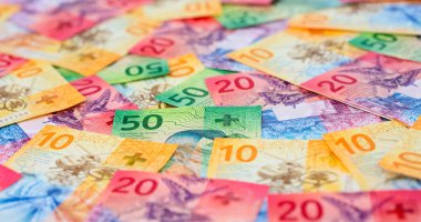 Yeni İsviçre banknotlarının koleksiyonu (2017 yılında yayınlandı))