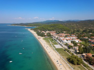 Sitonia, Chalkidiki bölgesindeki güzel plajın hava fotoğrafı, Yunanistan