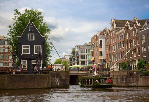 Amsterdam Lipca Kanałach Amsterdamu Lipca 2016 Amsterdam Holandia Kanały Historyczne — Zdjęcie stockowe