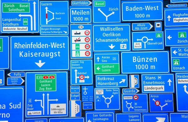 Swiss Yol Işaretleri Topluluğu — Stok fotoğraf