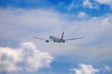 Zürih - Eylül 08: uçak almak için kapalı Terminal A, Zurich Airport 8 Eylül 2018 Zürih, İsviçre'hazırlanıyor. Zürih Havaalanı İsviçre hava ve bir Avrupa Hub için ev limanıdır.