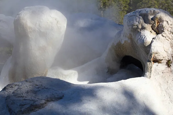 Erupção Geyser Parque Nacional Yellowstone Eua — Fotografia de Stock