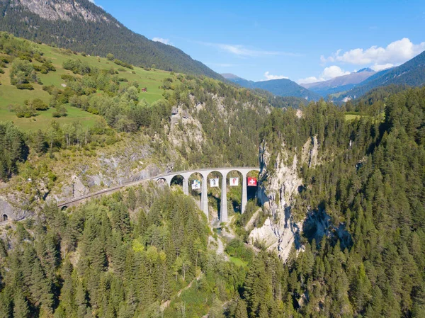 Híres Landwasser Viadukt Közeli Filisur Város Svájci Alpokban — Stock Fotó