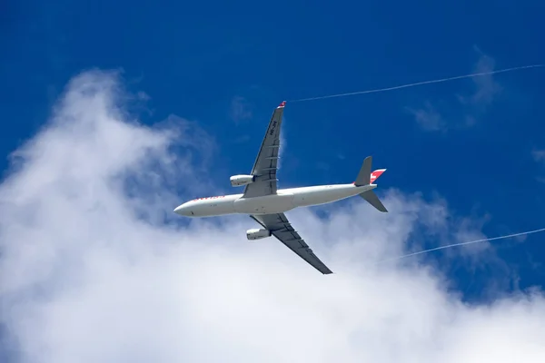 Zurich Setembro Aviões Preparando Para Decolar Terminal Aeroporto Zurique Setembro — Fotografia de Stock