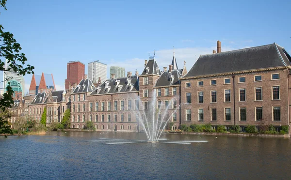 Famoso Complexo Construção Parlamento Tribunal Binnenhof Haia — Fotografia de Stock