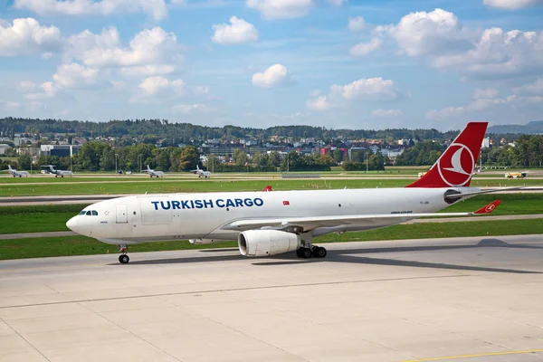Zurich September Planes Preparing Take Terminal Zurich Airport September 2018 — Stock Photo, Image