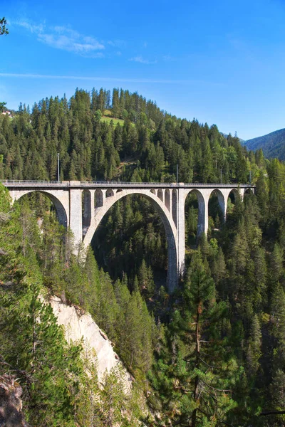 Famoso Viadotto Wiesener Sulla Linea Ferroviaria Davos Filisur Nelle Alpi — Foto Stock