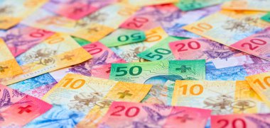 Yeni İsviçre banknotlarının koleksiyonu (2017 yılında yayınlandı))