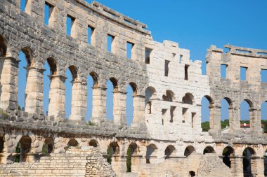 Hırvat şehri Pula 'da antik Roma amfitiyatrosu